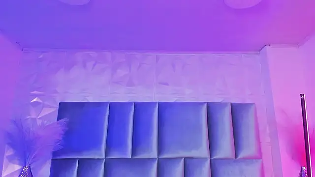 Selene bennet online show from March 2026 03:42:01 AM