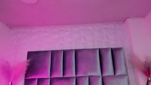 Selene bennet online show from March 2026 03:52:01 AM