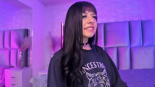 Selene bennet online show from March 2026 03:50:02 PM