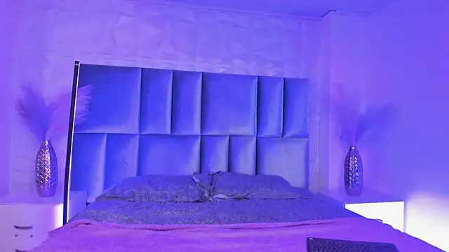 Selene bennet online show from March 2026 03:50:02 AM