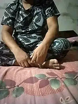 sharnjit299 online show from October 2025 05:02:02 PM