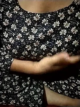 sharnjit299 online show from November 2025 05:46:05 PM