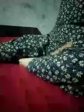 sharnjit299 online show from November 2025 04:55:02 PM