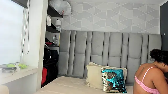 Natasha rose   online show from November 2025 07:39:01 PM