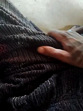 vertin07 online show from November 2025 05:57:01 PM