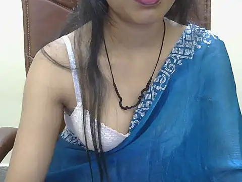 Snapshot of Cute_Pihu01 chatting on October 2025 07:48:01 PM Cute Pihu01 online show from October 2025 07:48:01 PM