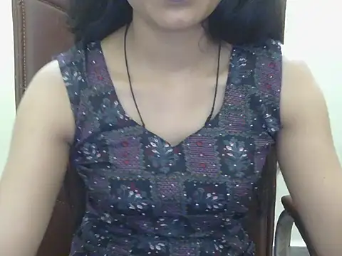 Snapshot of Cute_Pihu01 chatting on October 2025 06:00:01 PM Cute Pihu01 online show from October 2025 06:00:01 PM