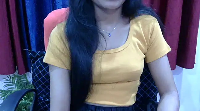 Snapshot of Cute_Pihu01 chatting on March 2025 05:47:02 PM Cute Pihu01 online show from March 2025 05:47:02 PM