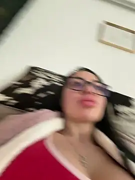 Mia Splash online show from February 2026 10:24:02 AM