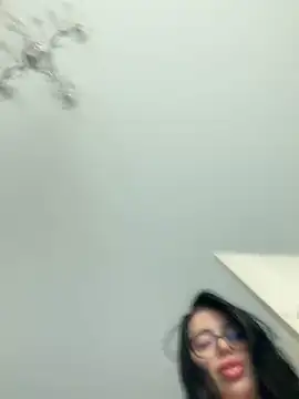 Mia Splash online show from February 2026 01:46:02 PM