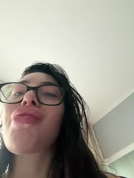 Mia Splash online show from February 2026 08:48:02 AM