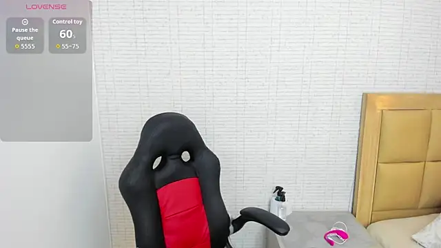 MEGANZARICK online show from September 2025 12:42:02 PM
