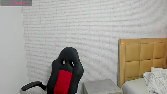 MEGANZARICK online show from September 2025 12:33:02 PM