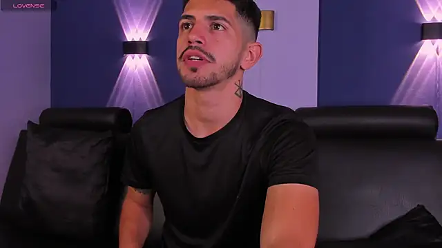 AlejandroStormm online show from October 2025 08:13:02 PM