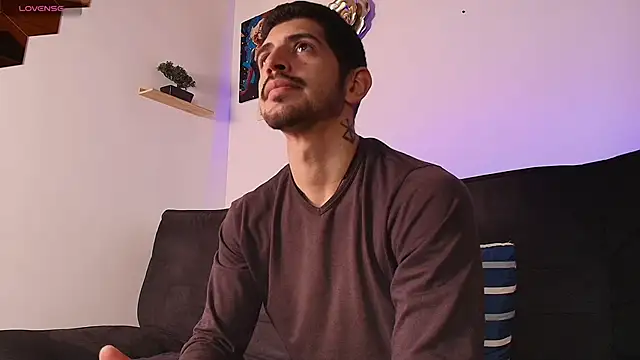 AlejandroStormm online show from June 2026 07:59:02 PM