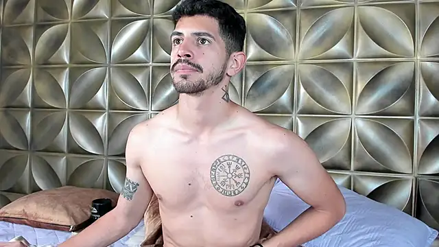 AlejandroStormm online show from October 2025 05:25:02 PM