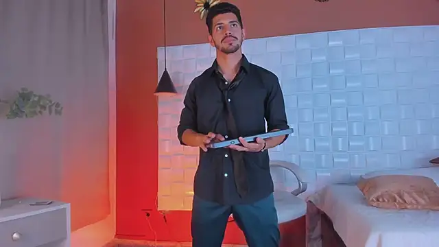 AlejandroStormm online show from March 2025 08:46:02 PM