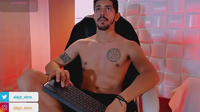 AlejandroStormm online show from September 2025 10:46:02 PM