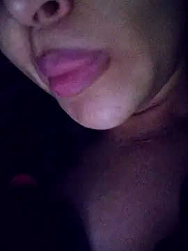 Sexlove1xo online show from November 2025 02:50:01 PM