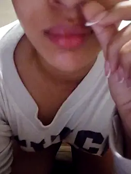 Snapshot of Sexlove1xo chatting on April 2026 02:19:02 PM Sexlove1xo online show from April 2026 02:19:02 PM