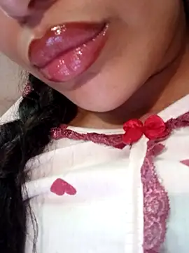 Sexlove1xo online show from April 2026 12:12:02 PM