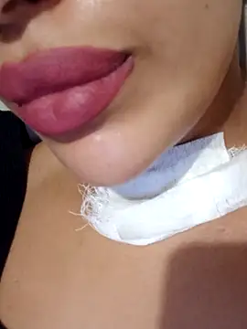 Sexlove1xo online show from November 2025 03:04:02 PM