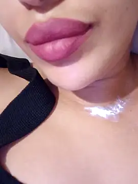 Sexlove1xo online show from November 2025 11:47:01 AM