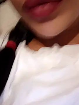 Sexlove1xo online show from November 2025 02:09:02 PM