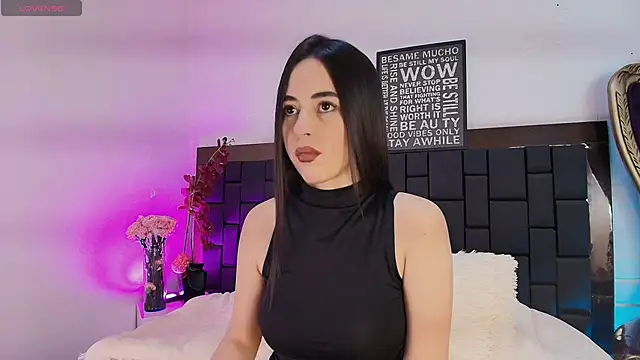 Lexi Howard  online show from November 2025 04:57:02 AM