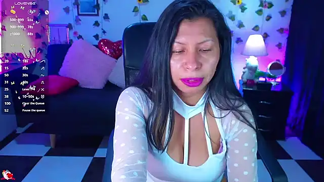 AbbyPrincessAGT online show from May 2026 11:22:01 PM