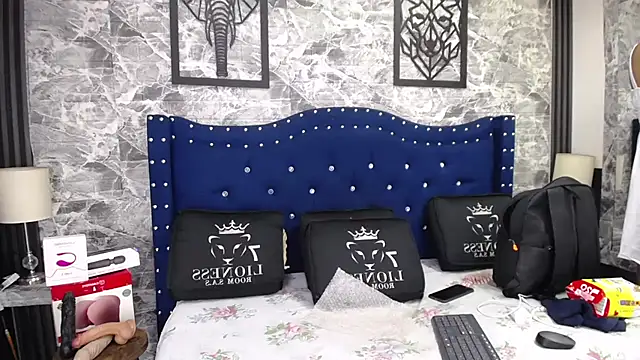 Snapshot of miha_sex91 chatting on November 2025 12:09:01 PM miha sex91 online show from November 2025 12:09:01 PM