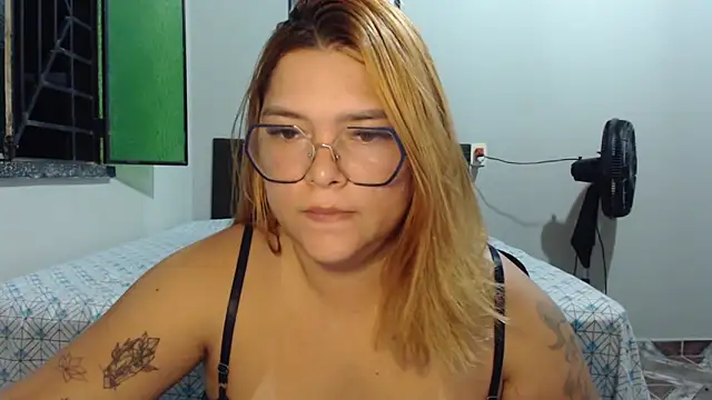 GoddessChaar online show from February 2026 02:12:01 AM