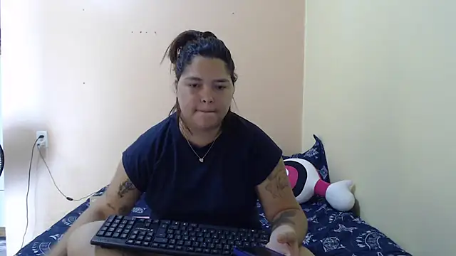 GoddessChaar online show from November 2025 05:14:02 PM