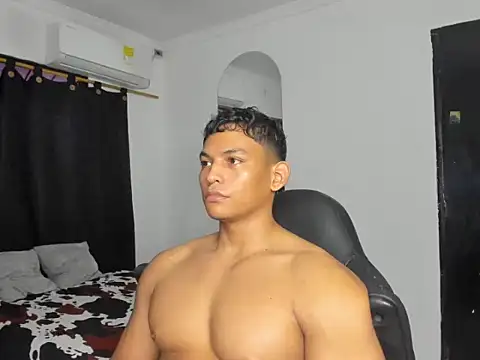 bigger ragnarsson online show from February 2026 08:28:01 PM