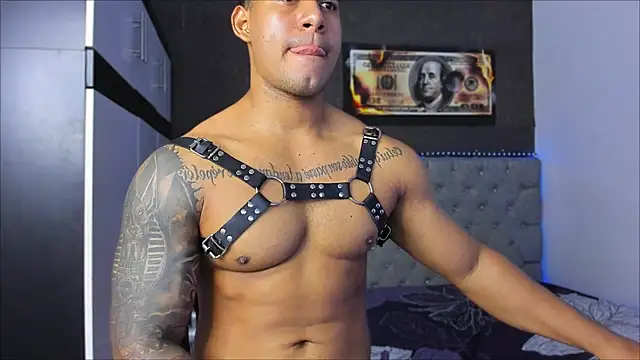 luigi hot  online show from November 2025 02:20:01 PM