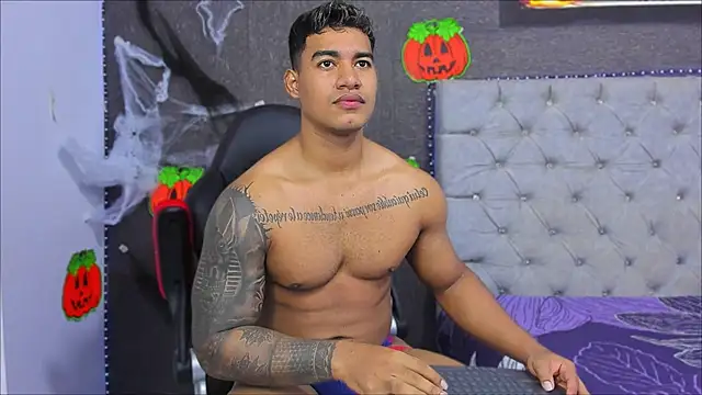 luigi hot  online show from October 2025 11:42:02 AM