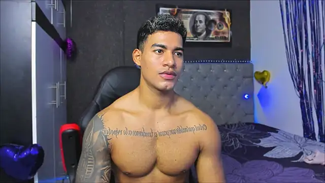 Snapshot of luigi_hot_ chatting on July 2026 03:03:02 PM luigi hot online show from July 2026 03:03:02 PM