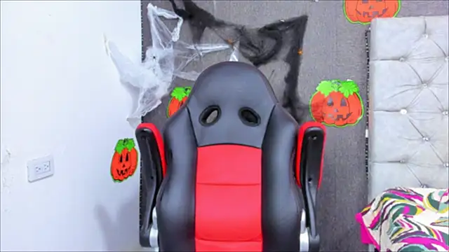 luigi hot  online show from October 2025 09:00:01 AM
