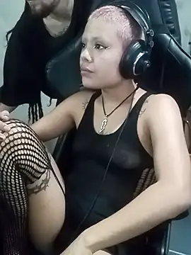 LA SRA M  online show from March 2025 02:18:02 AM