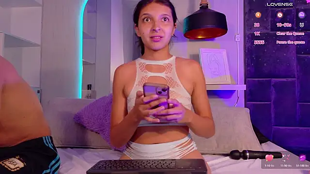 Snapshot of sheylawood chatting on March 2026 11:56:01 PM sheylawood online show from March 2026 11:56:01 PM