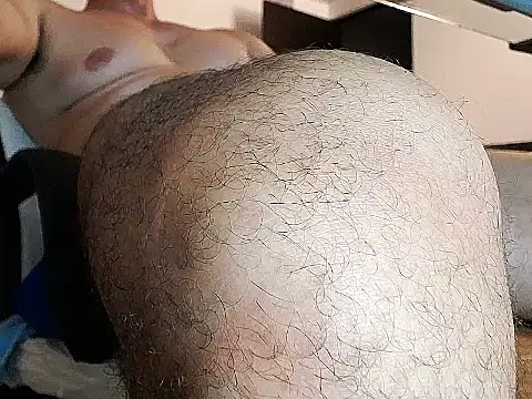 SAMJACBO28 online show from April 2026 02:51:01 AM