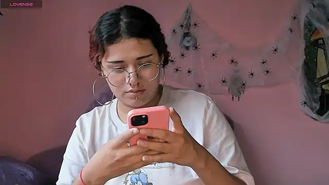 Snapshot of Maddy_Jhonsson chatting on October 2025 06:48:02 PM Maddy Jhonsson online show from October 2025 06:48:02 PM