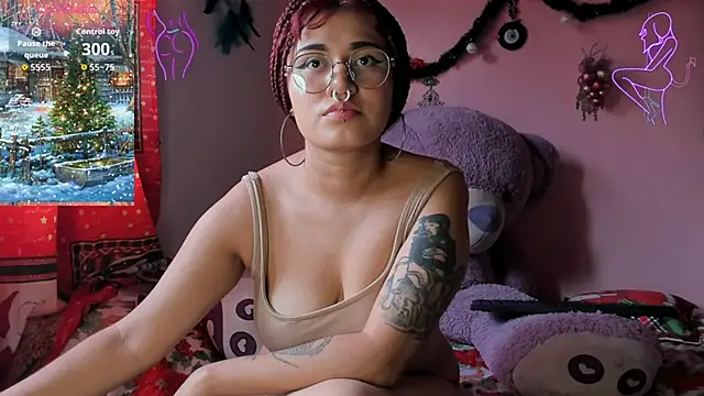 Snapshot of Maddy_Jhonsson chatting on December 2025 08:03:02 PM Maddy Jhonsson online show from December 2025 08:03:02 PM