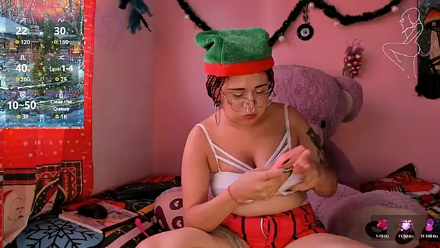 Maddy Jhonsson online show from December 2025 08:42:01 PM