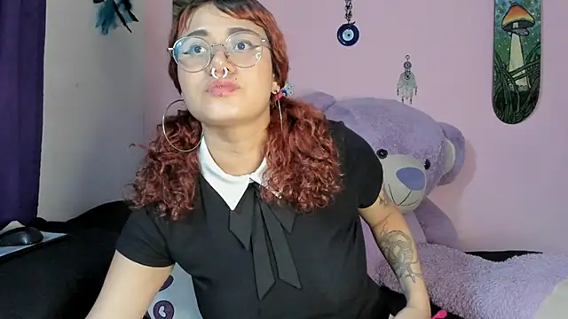 Maddy Jhonsson online show from March 2026 01:49:01 AM