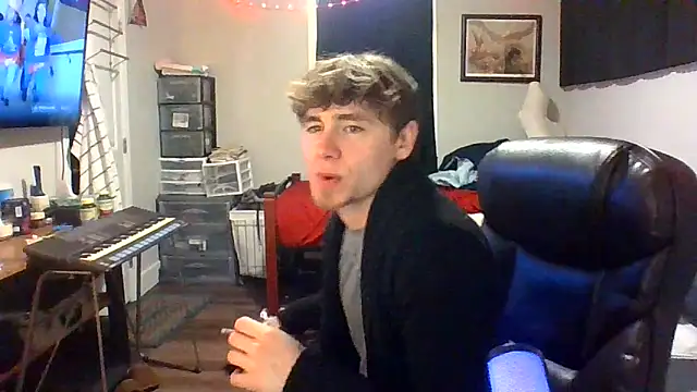 Snapshot of JCstrings chatting on March 2025 03:04:01 AM JCstrings online show from March 2025 03:04:01 AM