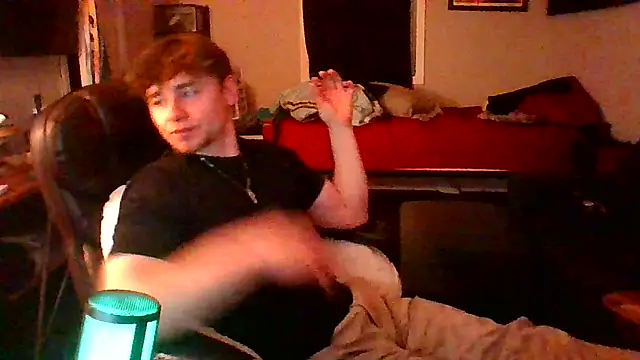 Snapshot of JCstrings chatting on March 2025 04:47:02 AM JCstrings online show from March 2025 04:47:02 AM