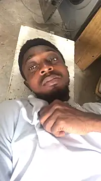 Snapshot of justyou2025 chatting on February 2025 09:33:01 AM justyou2025 online show from February 2025 09:33:01 AM