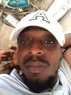 Snapshot of justyou2025 chatting on February 2025 10:04:02 AM justyou2025 online show from February 2025 10:04:02 AM