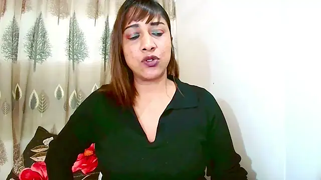 Snapshot of Indian_Erotic69 chatting on July 2026 05:18:01 AM Indian Erotic69 online show from July 2026 05:18:01 AM